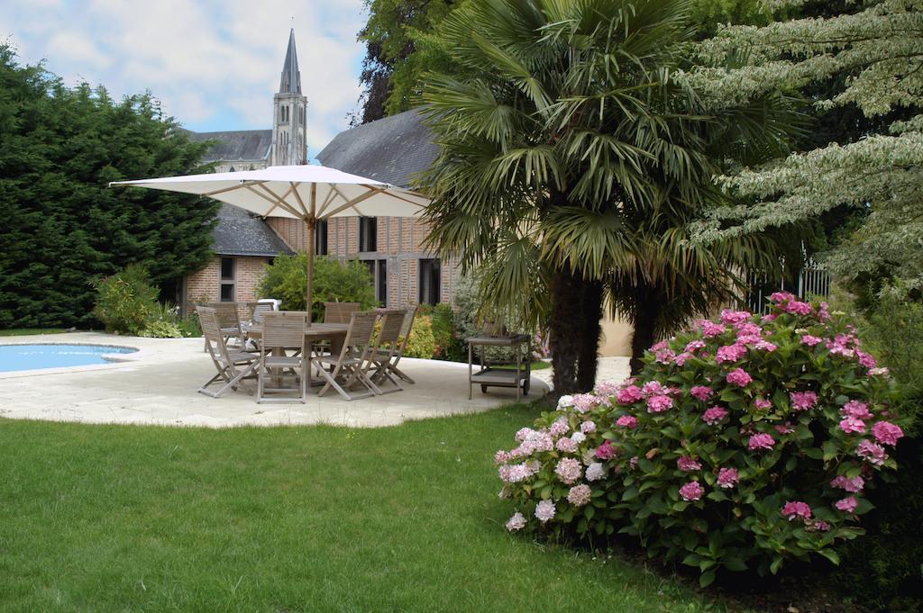 La Demeure De L'Ile Bed and Breakfast Craon  Εξωτερικό φωτογραφία