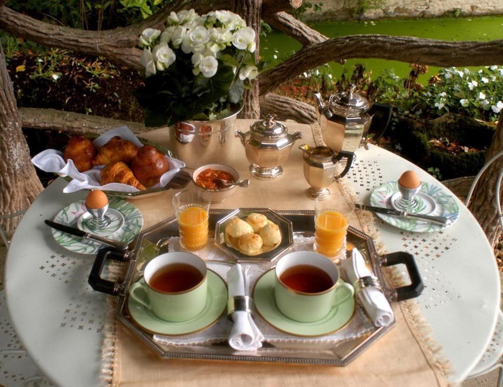 La Demeure De L'Ile Bed and Breakfast Craon  Εξωτερικό φωτογραφία